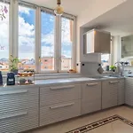 Aurealiving - Historic Jacuzzi Apartamento *