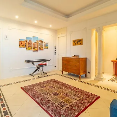 Aurealiving - Historic Trastevere Apartment With Terrace *