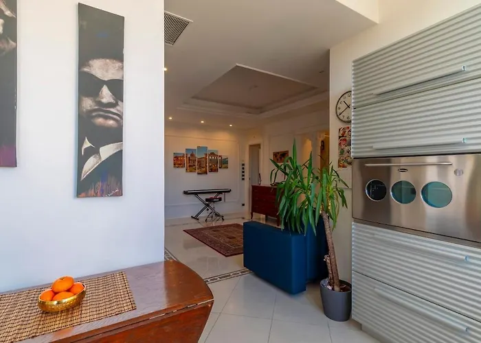 Aurealiving - Historic Jacuzzi *