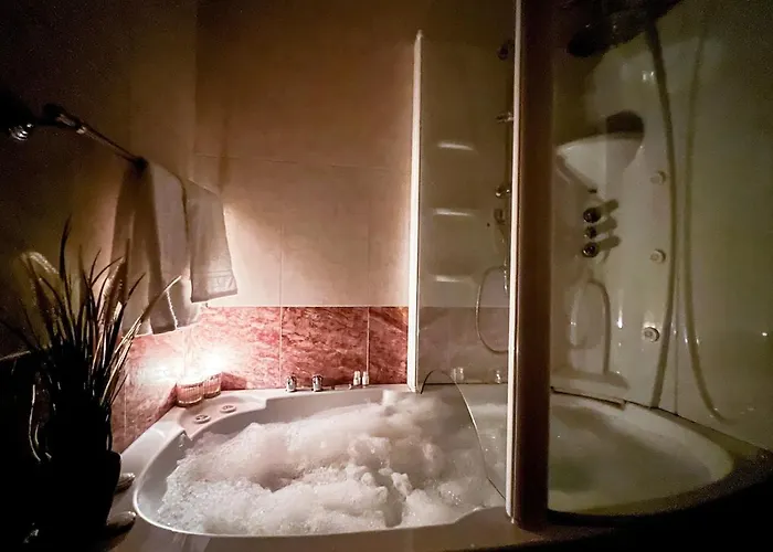 Apartment Aurealiving - Historic Jacuzzi Rom